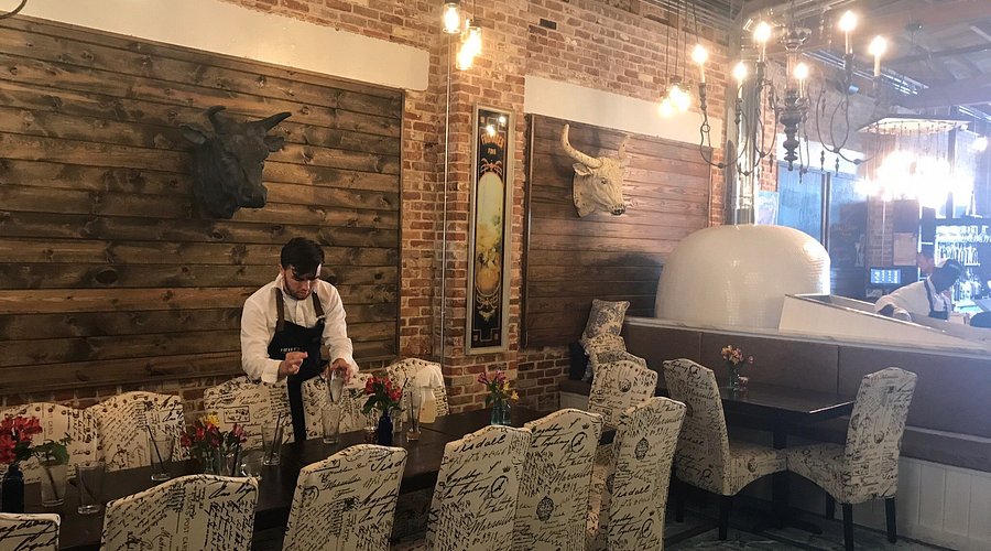 Field's in Bay St Louis