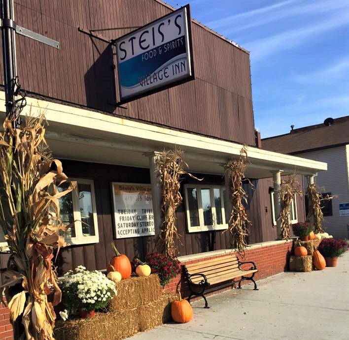 Steis’s Village Inn
