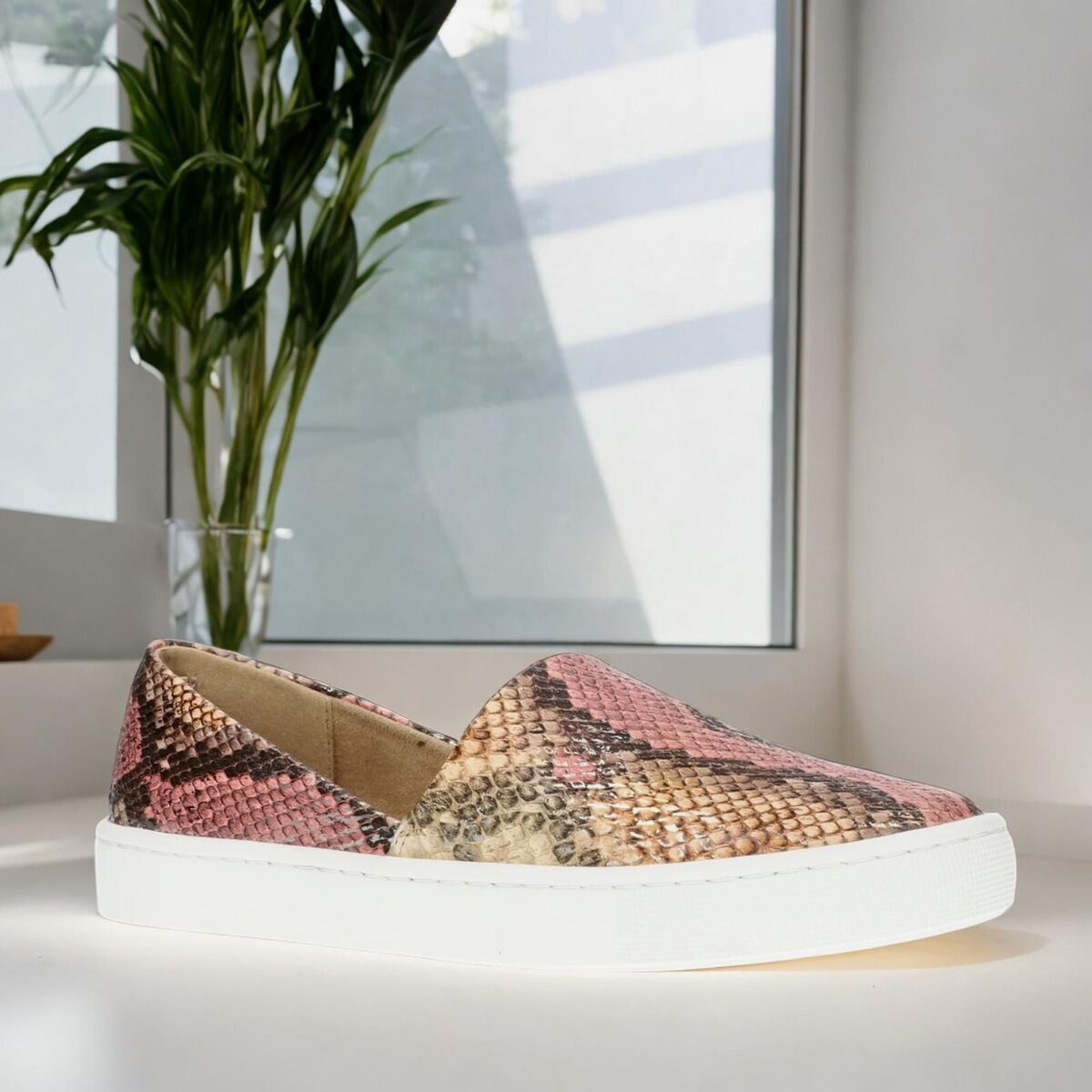 Easy Street Sales Corp.