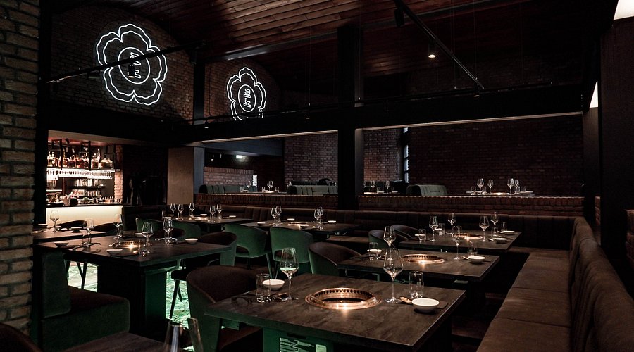 Kono's Restaurant and Bar